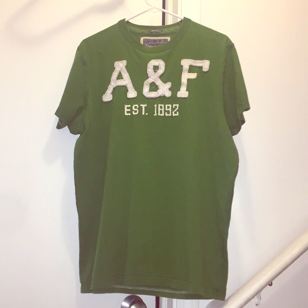 Abercrombie tee